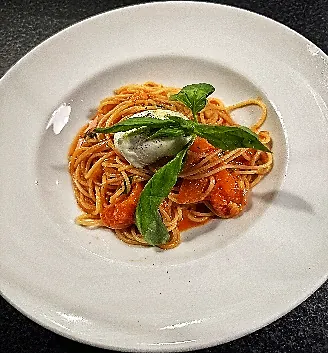 Spaghetti con pomodoro – Spaghetti, San Marzano tomatoes, buffalo mozzarella, basil